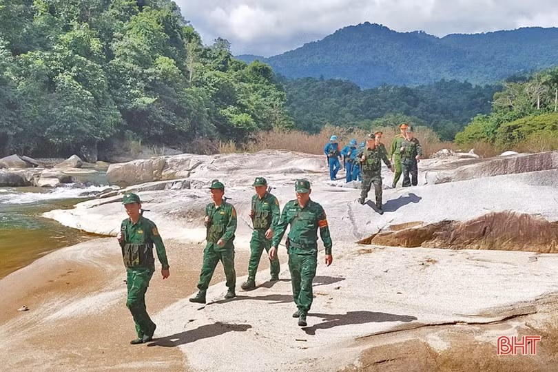 Lực lượng vũ trang Hà Tĩnh sẵn sàng chiến đấu cao trong dịp tết