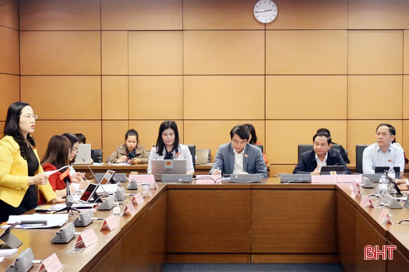 Đại biểu Quốc hội Hà Tĩnh: Sớm xây dựng luật về hoạt động tiếp xúc cử tri