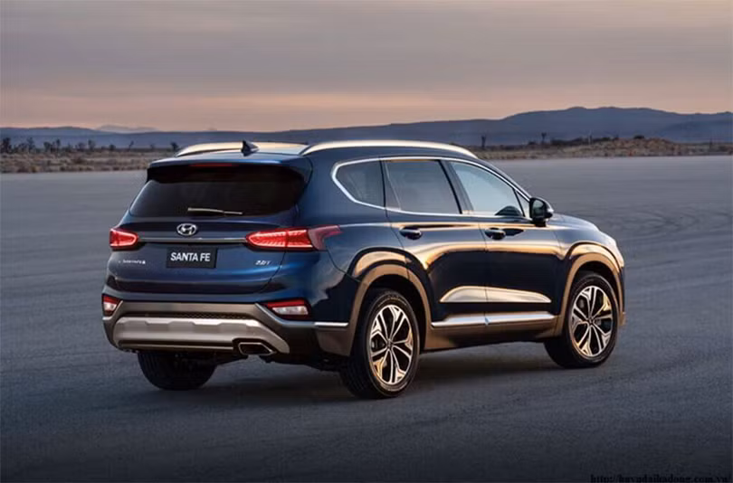 300 triệu là có thể sở hữu Hyundai SantaFe tại Hà Tĩnh