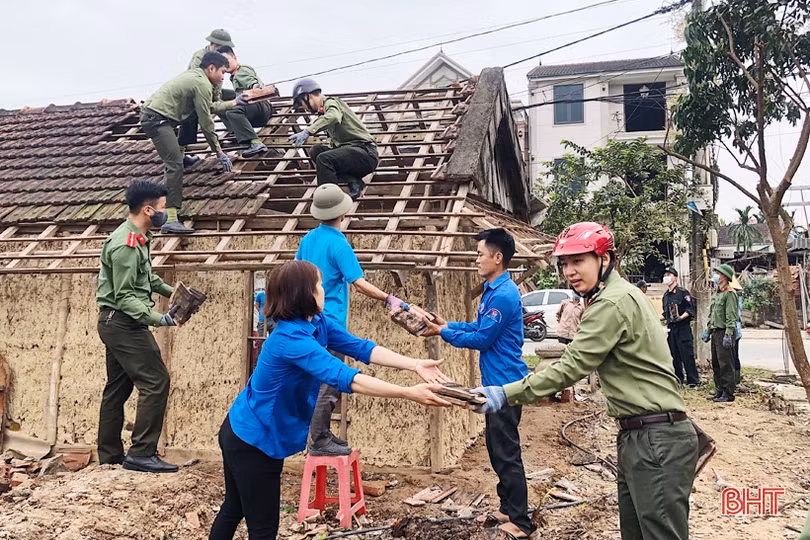 Tuổi trẻ Hà Tĩnh tiếp tục cống hiến hết mình cho sự nghiệp xây dựng và bảo vệ Tổ quốc