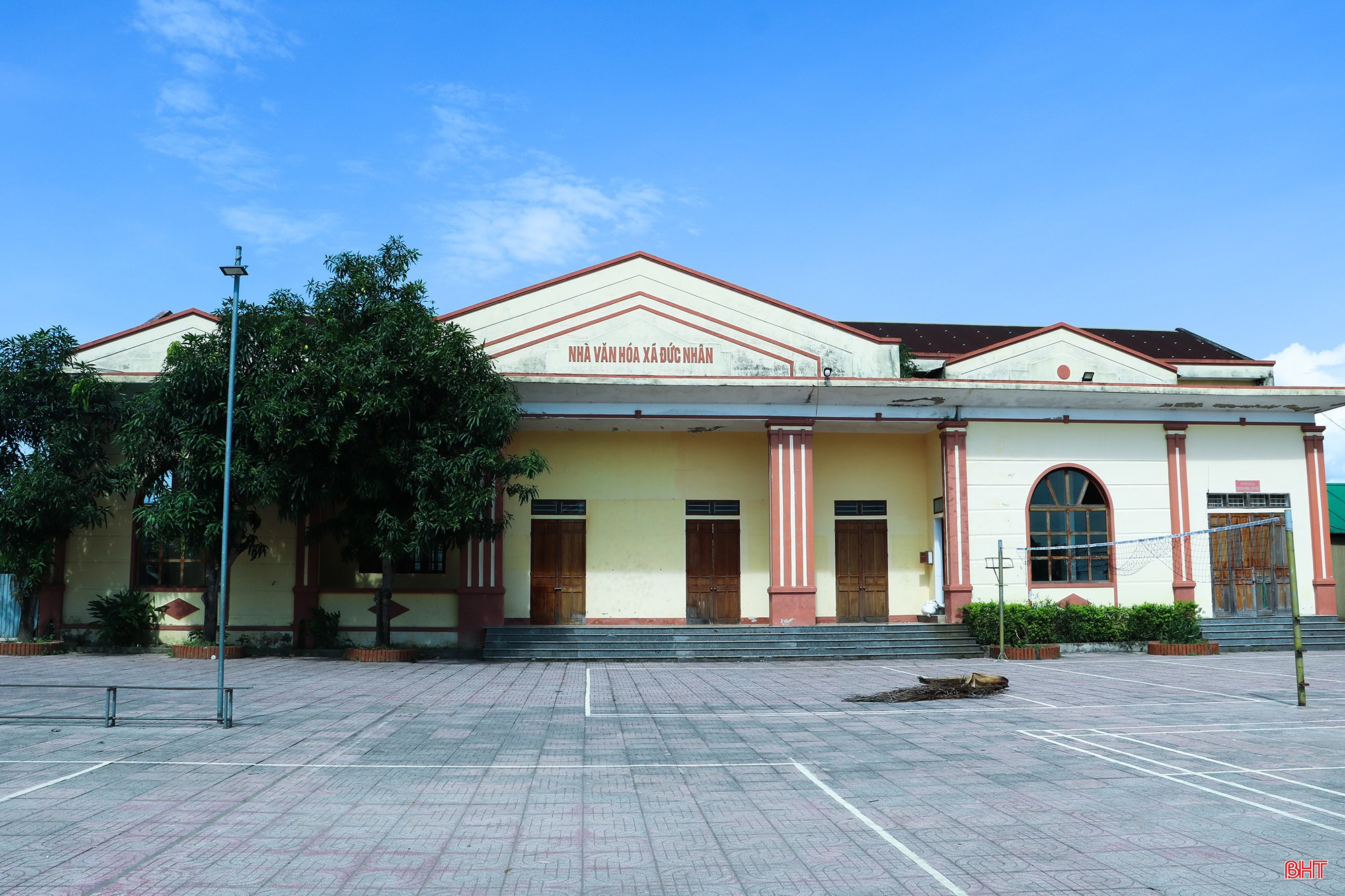 Trụ sở cũ của nhà văn hoá xã Đức Nhân (cũ) được chọn làm nhà văn hoá mới của thôn Yên Thọ (xã Đức Quang).