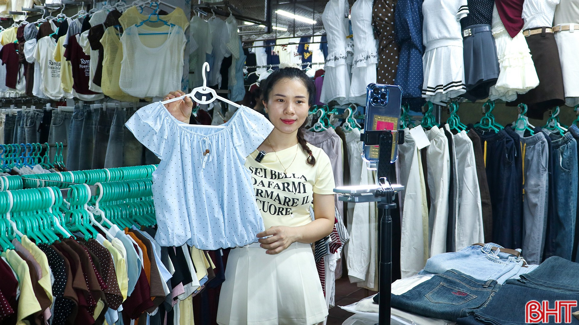 Tôi đưa sạp chợ truyền thống lên không gian số