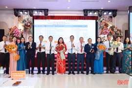Phó Chủ tịch UBND tỉnh Nguyễn Thị Nguyệt giữ chức Chủ tịch Liên hiệp các tổ chức hữu nghị tỉnh