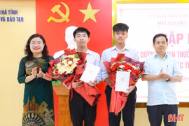 Hà Tĩnh tuyên dương học sinh đạt thành tích xuất sắc tại các kỳ thi quốc tế 