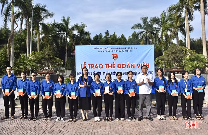 Tuổi trẻ Hà Tĩnh kỷ niệm 109 năm ngày sinh Anh hùng liệt sĩ Lý Tự Trọng