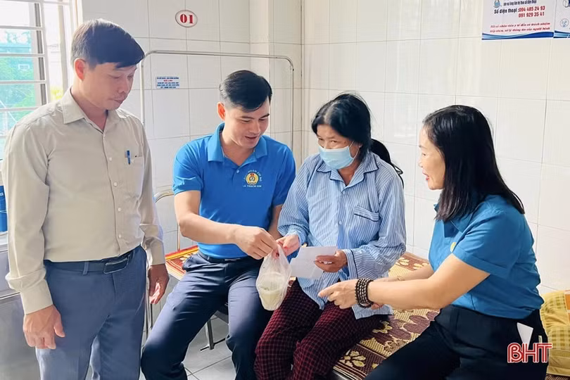 Công đoàn Hà Tĩnh tổ chức nhiều hoạt động chào mừng Ngày Phụ nữ Việt Nam