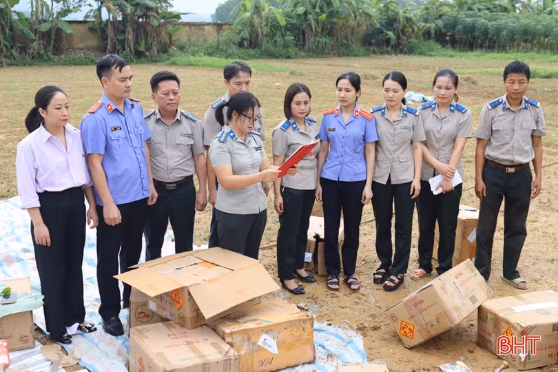 Tiêu hủy hơn 1 tấn pháo lậu và tang vật vụ án