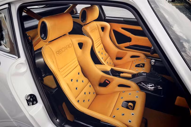 Diện kiến Singer DLS Porsche 911 hoàn hảo giá 41,5 tỷ