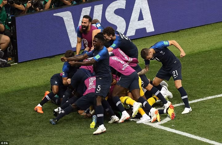 Pháp 4-2 Croatia: Gà trống gô-loa cất vang tiếng gáy