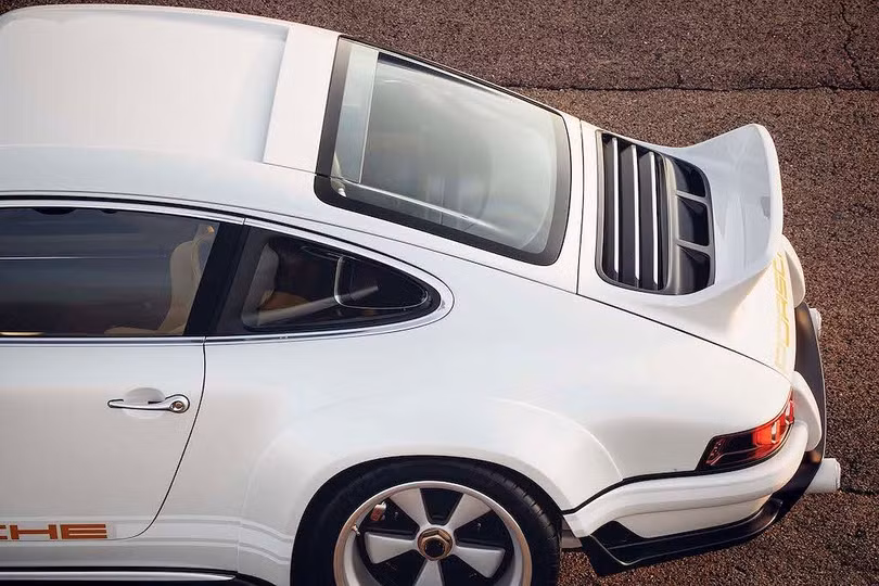 Diện kiến Singer DLS Porsche 911 hoàn hảo giá 41,5 tỷ