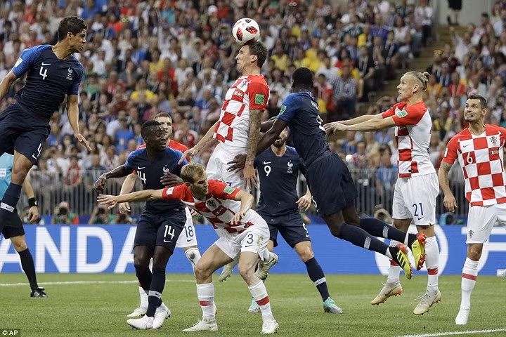 Pháp 4-2 Croatia: Gà trống gô-loa cất vang tiếng gáy
