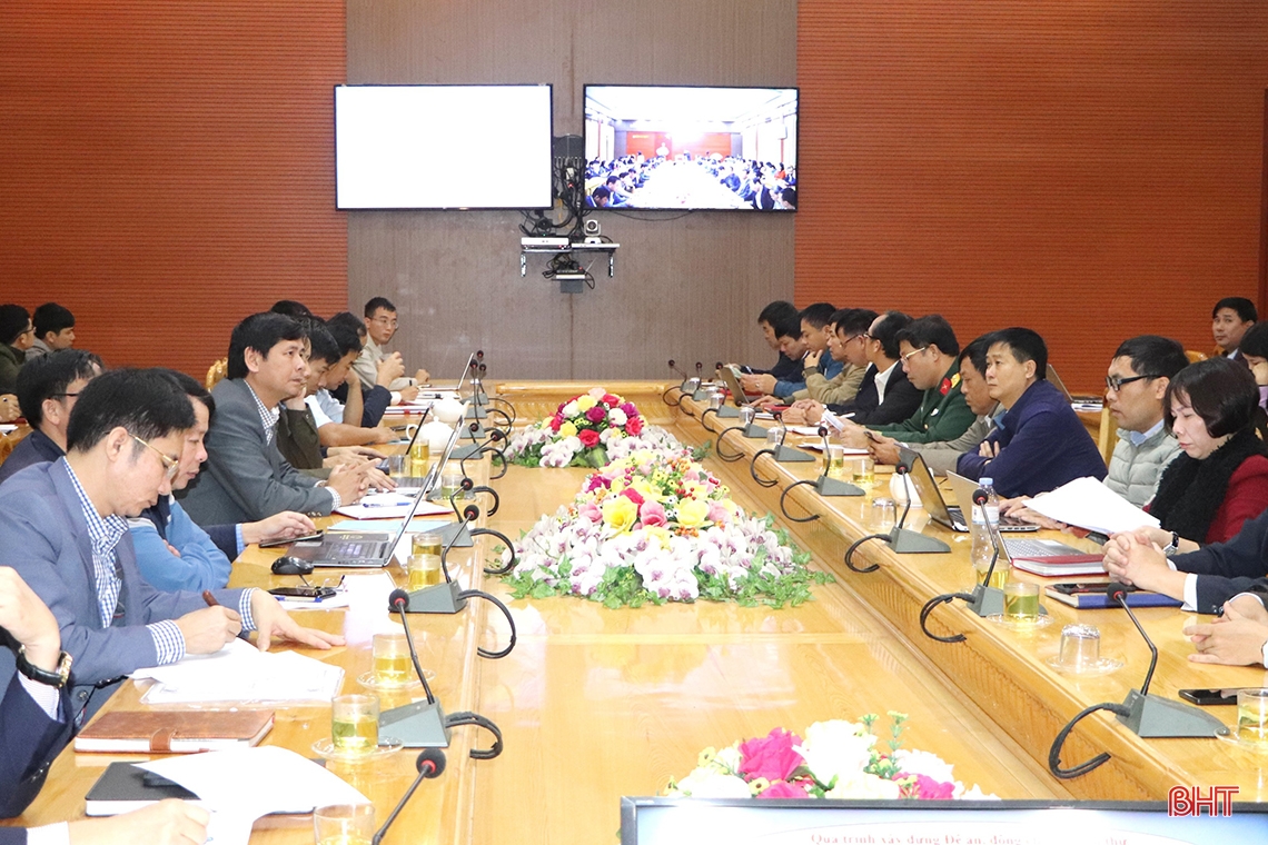 Hà Tĩnh kết nối 330 điểm cầu học tập, quán triệt Nghị quyết Hội nghị Trung ương 6