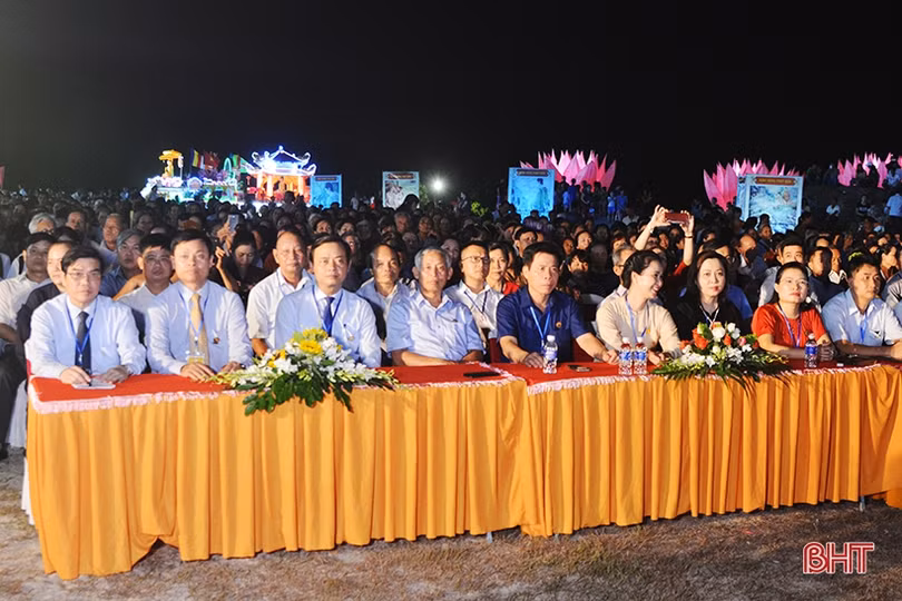 Hà Tĩnh long trọng tổ chức Đại lễ Phật đản Vesak 2019