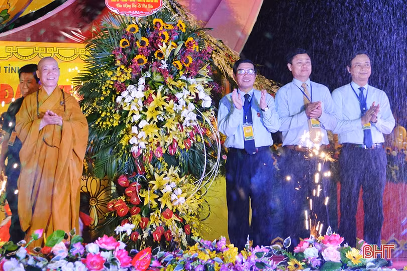 Hà Tĩnh long trọng tổ chức Đại lễ Phật đản Vesak 2019
