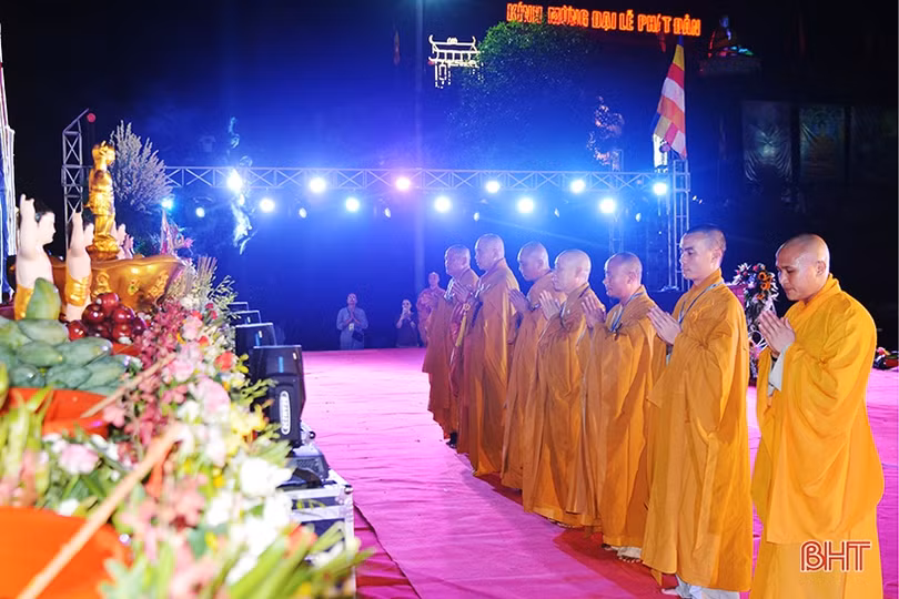 Hà Tĩnh long trọng tổ chức Đại lễ Phật đản Vesak 2019