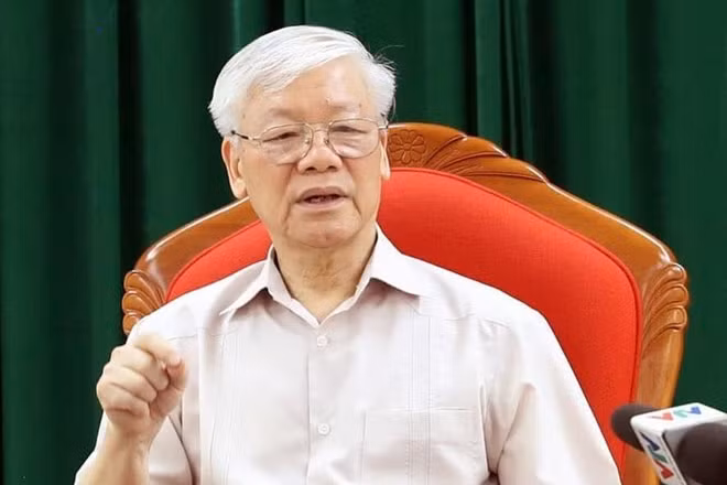 Tổng Bí thư, Chủ tịch nước Nguyễn Phú Trọng chủ trì họp lãnh đạo