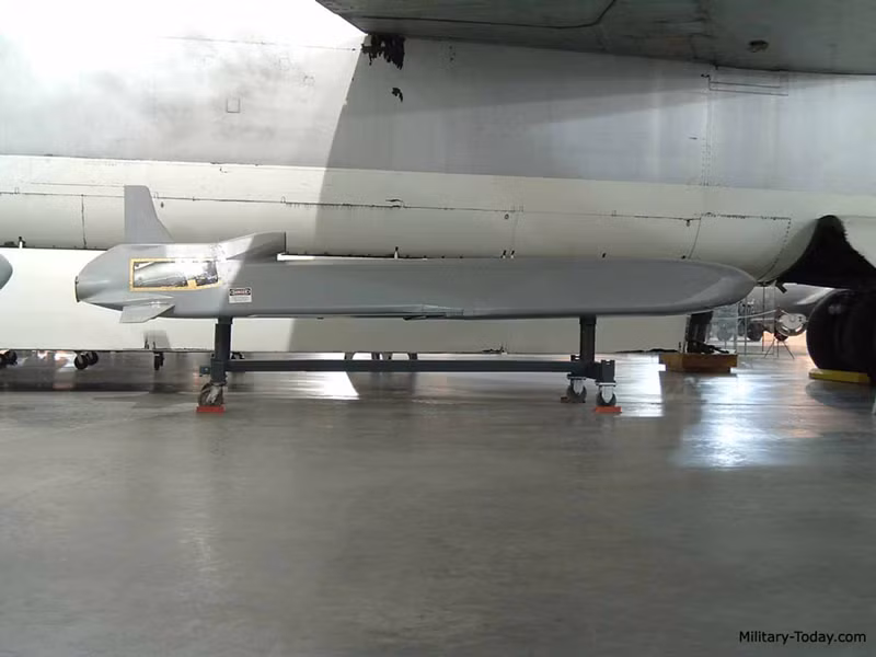 Uy lực của tên lửa AGM-86 được trang bị cho B-52