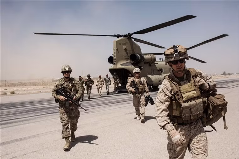 Thế giới ngày qua: Mỹ rút toàn bộ nhân viên không làm nhiệm vụ khẩn cấp khỏi Iraq