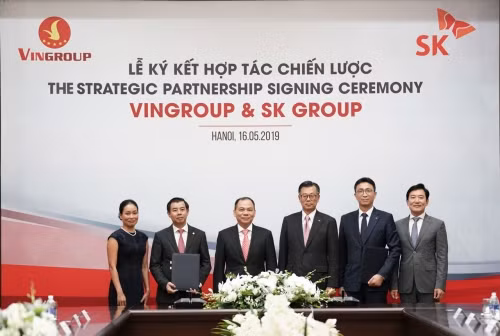 Tập đoàn Hàn Quốc đầu tư 1 tỷ USD mua cổ phiếu Vingroup
