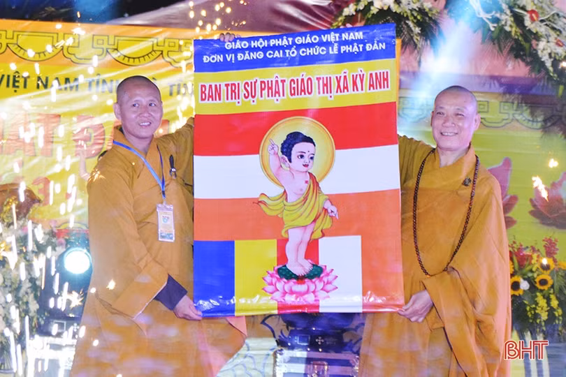 Hà Tĩnh long trọng tổ chức Đại lễ Phật đản Vesak 2019