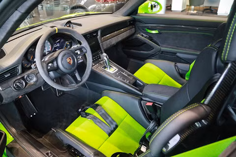 Chi tiết Porsche 911 GT3 RS giá gần 14 tỷ đồng tại VN