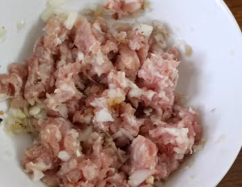 Củ cải nhồi thịt nóng hổi “vừa thổi vừa ăn” cho ngày mưa