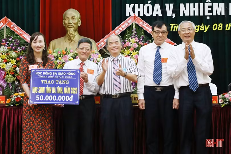 Nguyên Trưởng ban Văn hóa - Xã hội được bầu làm Chủ tịch Hội Khuyến học tỉnh Hà Tĩnh