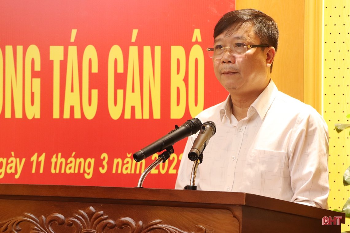 Ban Thường vụ Tỉnh ủy Hà Tĩnh công bố các quyết định về công tác cán bộ