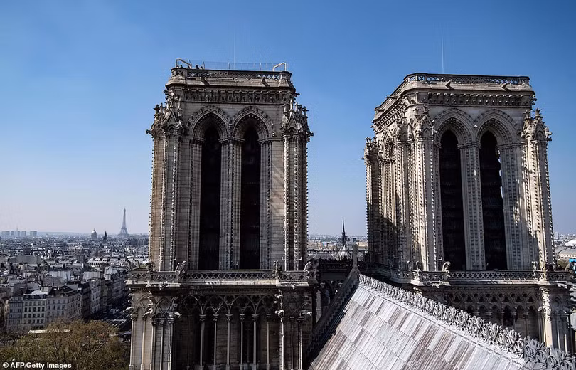 Kiến trúc tuyệt đẹp của Nhà thờ Đức Bà Paris trước khi xảy ra cháy