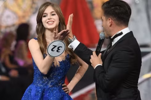 Vẻ đẹp ngọt ngào, gợi cảm của các thí sinh Hoa hậu Nga 2019