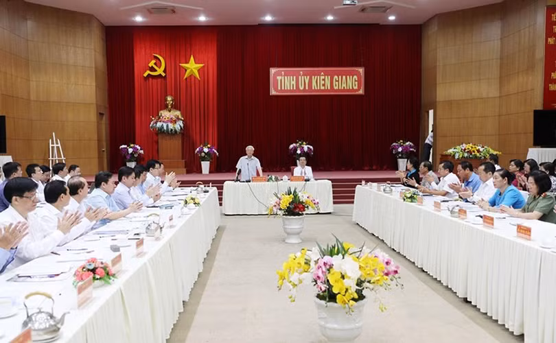 Hình ảnh Tổng Bí thư, Chủ tịch nước làm việc ở Kiên Giang