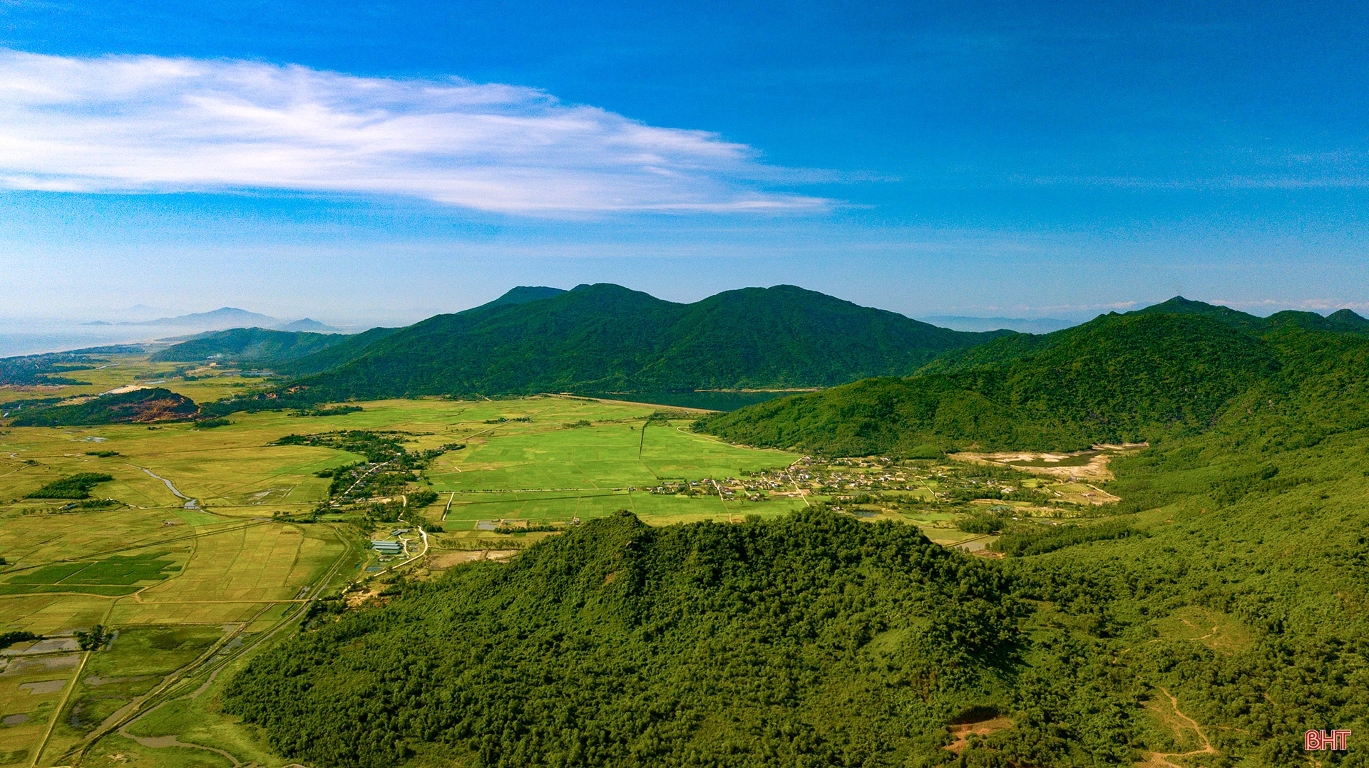 Non nước Nghi Xuân