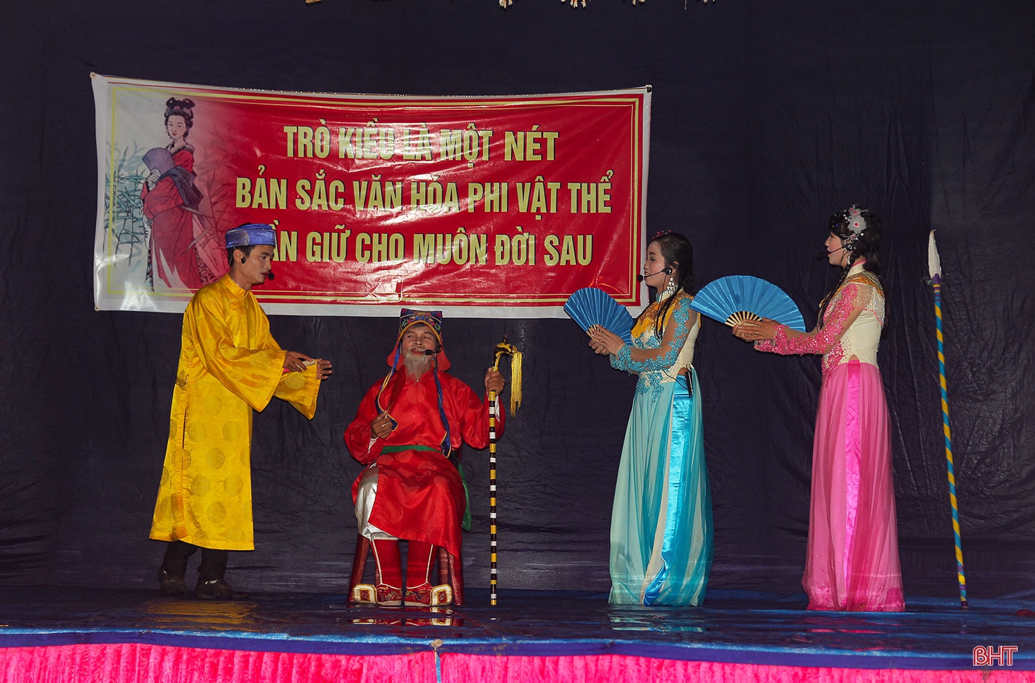 Non nước Nghi Xuân