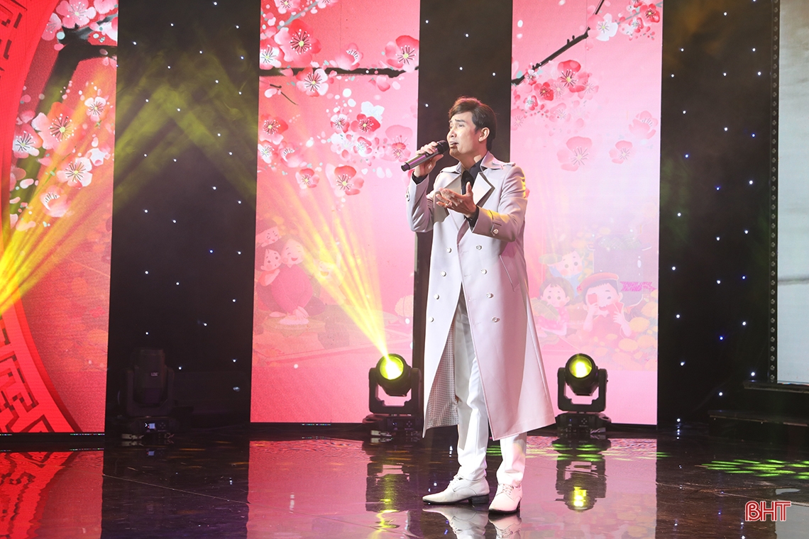 “HTTV - Kết nối vòng tay nhân ái” kêu gọi hơn 1,7 tỷ đồng hỗ trợ hoàn cảnh khó khăn