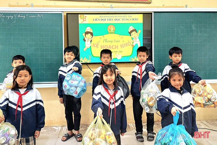 Hướng tới Đại hội Cháu ngoan Bác Hồ tỉnh lần thứ XIII (năm 2025), từ đầu tháng 3/2025 đến nay, các cơ sở Đội trên toàn tỉnh đã triển khai nhiều hoạt động sôi nổi, thực hiện nhiều phần việc ý nghĩa. Trong ảnh: Đội viên Trường Tiểu học Tùng Châu (Đức Thọ) thực hiện phong trào “Kế hoạch nhỏ”.