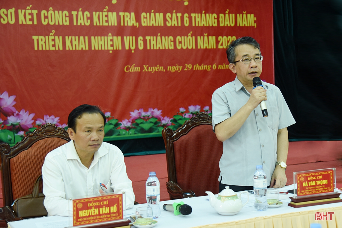 Tiếp tục tăng cường kiểm tra, giám sát đối với người đứng đầu các địa phương, đơn vị