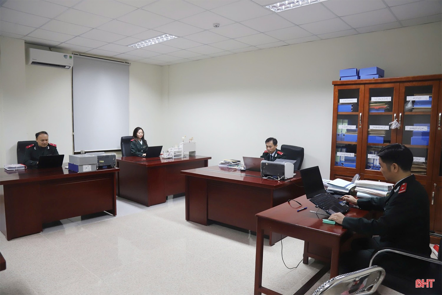 bqbht_br_f313585bd18f5fd1069e-copy.jpg