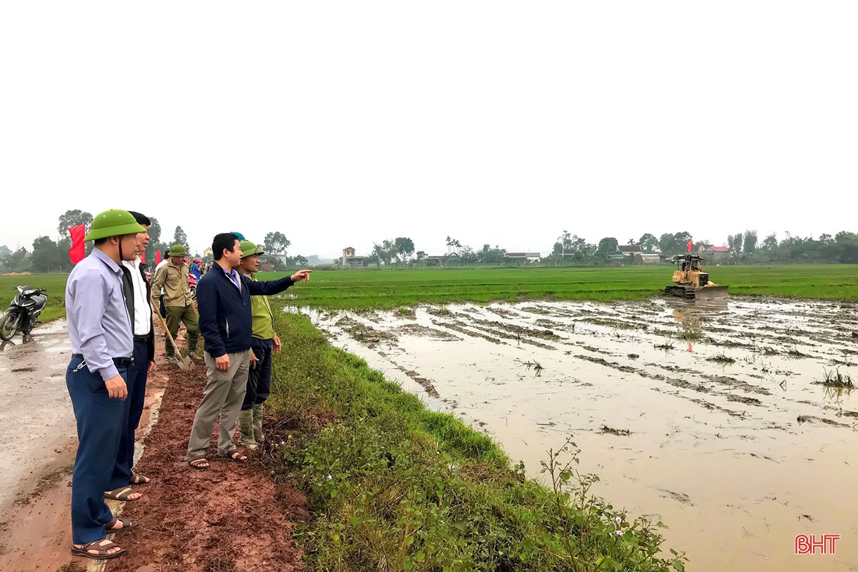 Phá bờ thửa nhỏ hình thành ô thửa lớn - cuộc cách mạng trong nông nghiệp Hà Tĩnh (bài 3): Sớm tháo gỡ những rào cản