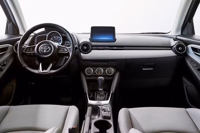 Đây là lý do Toyota Yaris 2020 hatchback không có bản số sàn