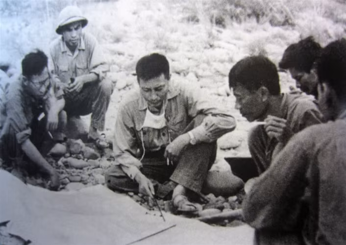 Hình ảnh tư liệu về Trung tướng Đồng Sỹ Nguyên thời chiến tranh