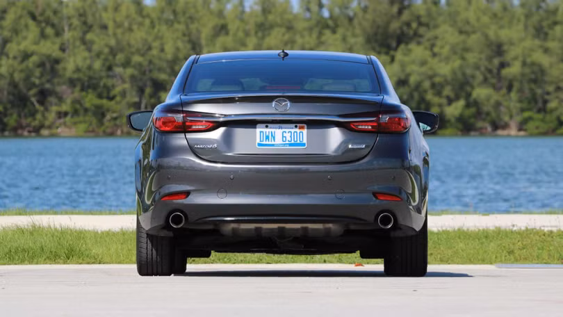 Mazda6 2019 loại bỏ hộp số sàn, tăng giá bán gần 2.000 USD