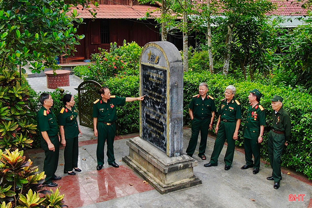 bqbht_br_1-1795.jpg