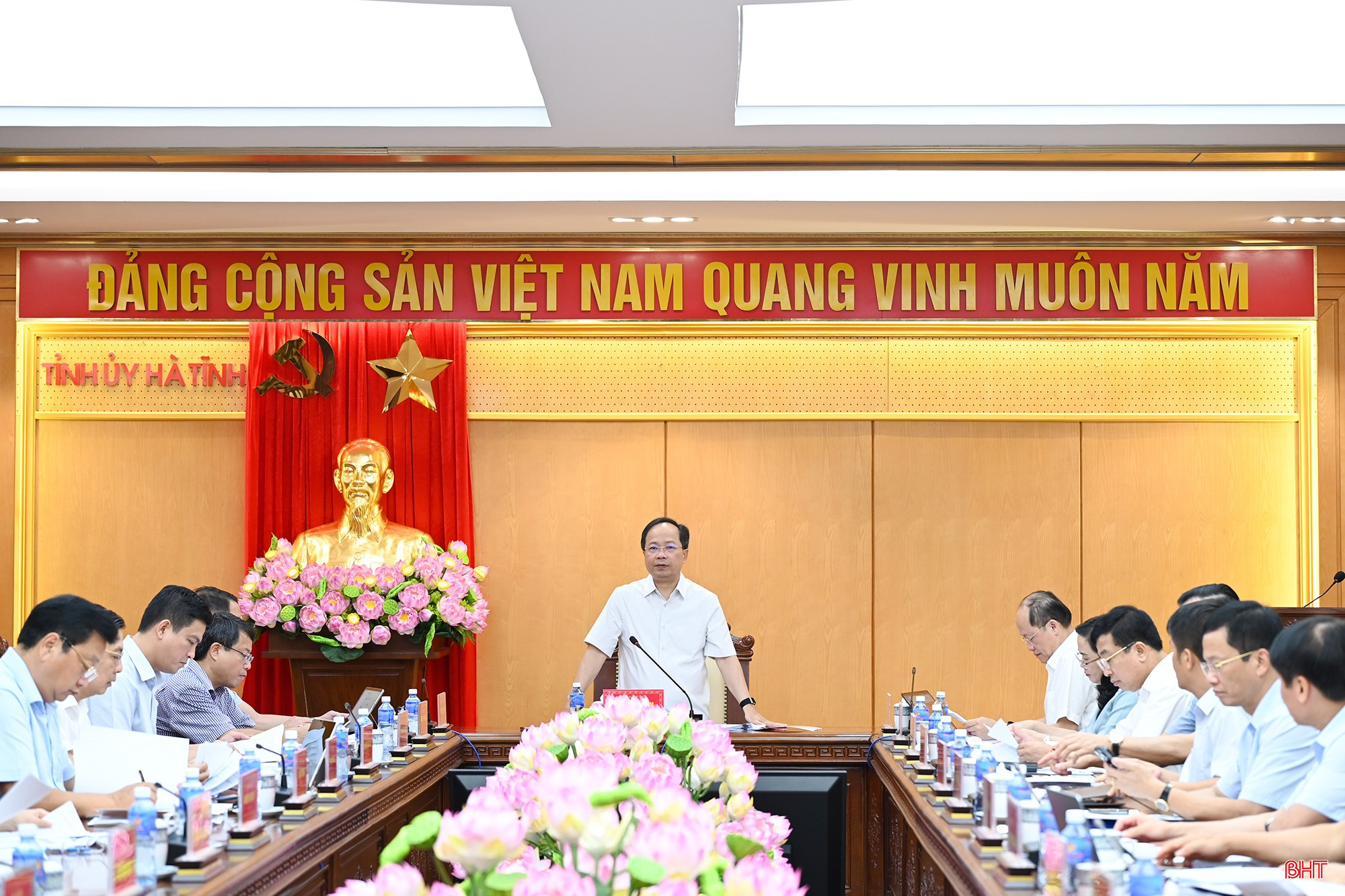 Ban Thường vụ Tỉnh ủy Hà Tĩnh tổ chức Hội nghị lần thứ 32.