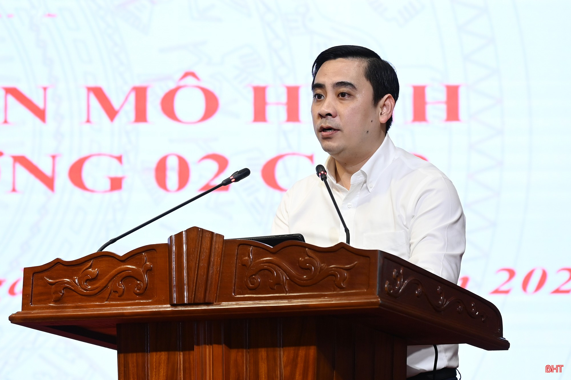 Giám đốc Sở KH&amp;CN Lê Thành Đông chia sẻ giải pháp đảm bảo nguồn lực, hạ tầng công nghệ thông tin phục vụ chuyển đổi số trên địa bàn tỉnh.
