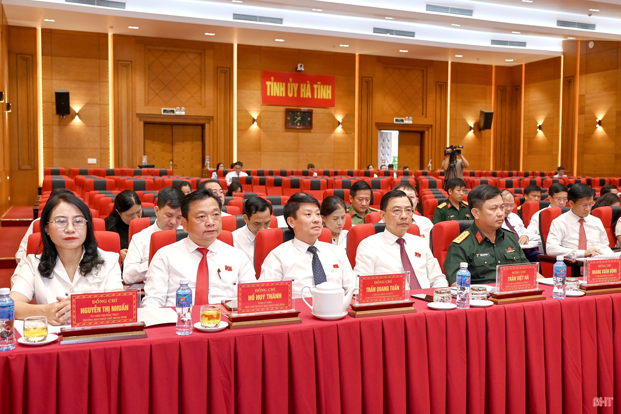 Các đồng chí Ủy viên BTV Tỉnh ủy, đại biểu HĐND tỉnh dự kỳ họp.