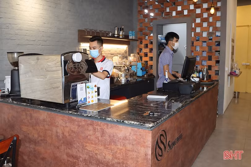 Nhiều dịch vụ ở Hà Tĩnh tất bật đón khách trở lại trong điều kiện phòng chống dịch