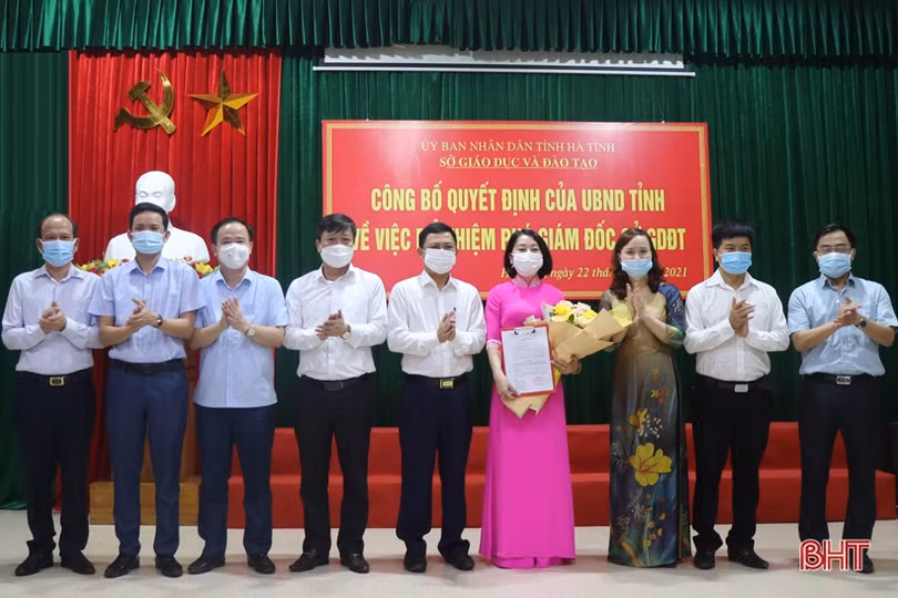 Công bố quyết định bổ nhiệm Phó Giám đốc Sở GD&ĐT Hà Tĩnh