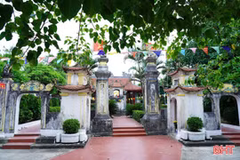 Về vùng đất kể chuyện bằng di sản