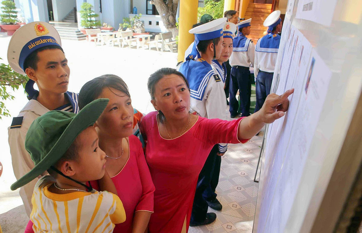 Công dân có ngày sinh từ ngày 23/5/2003 trở về trước đủ tuổi để được ghi vào danh sách cử tri?