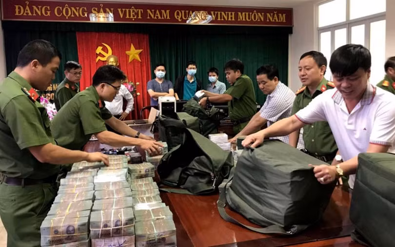 Bắt ông trùm liên quan đường dây sản xuất 200 triệu lít xăng giả